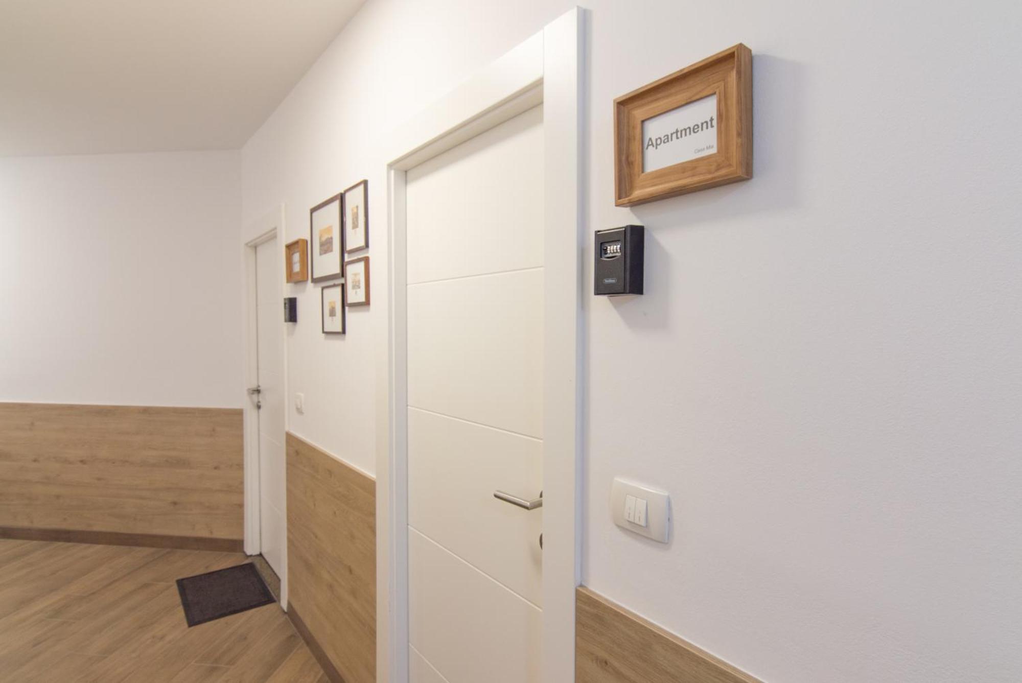 Casa Mia - Apartments & Suites Koper Extérieur photo