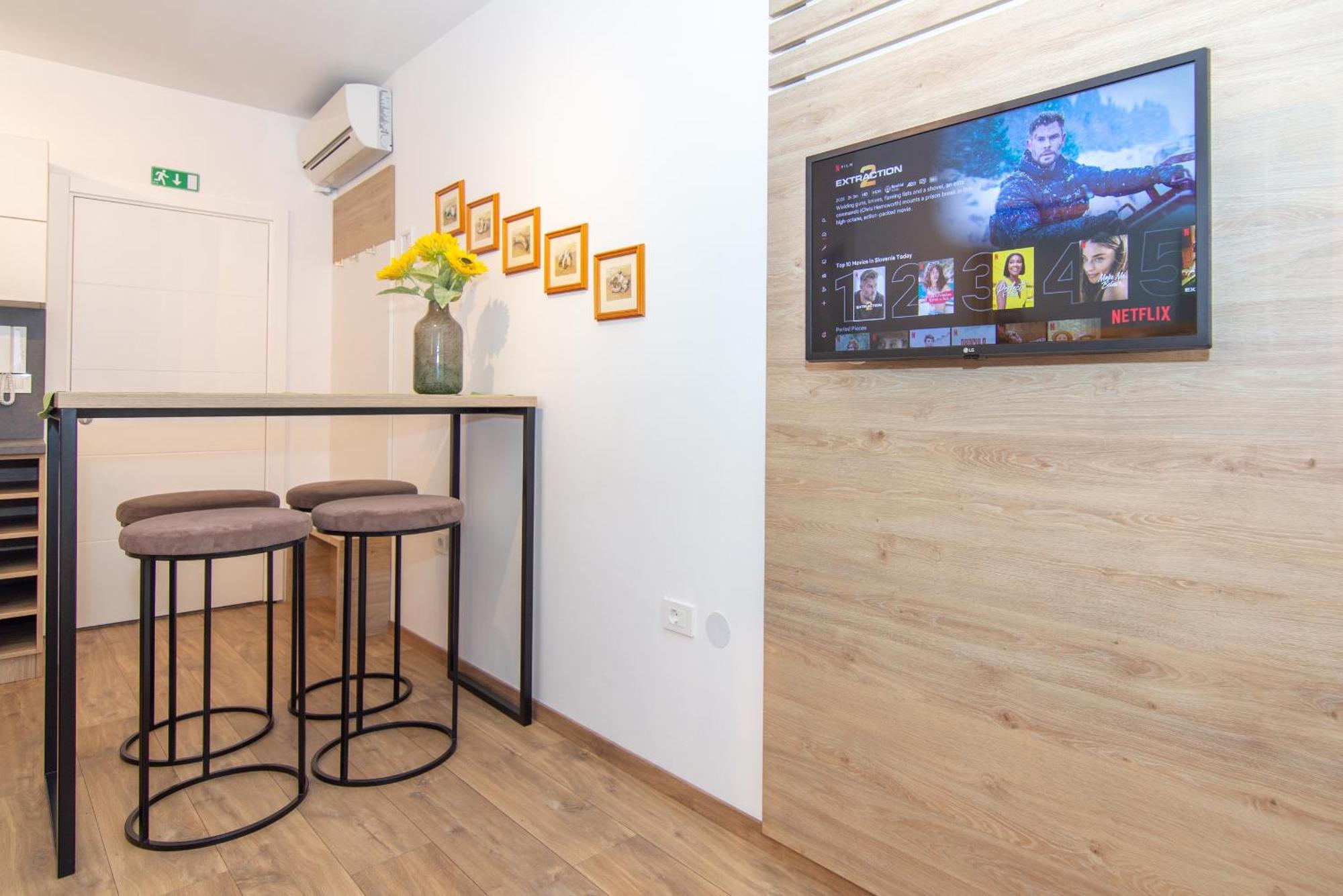 Casa Mia - Apartments & Suites Koper Extérieur photo